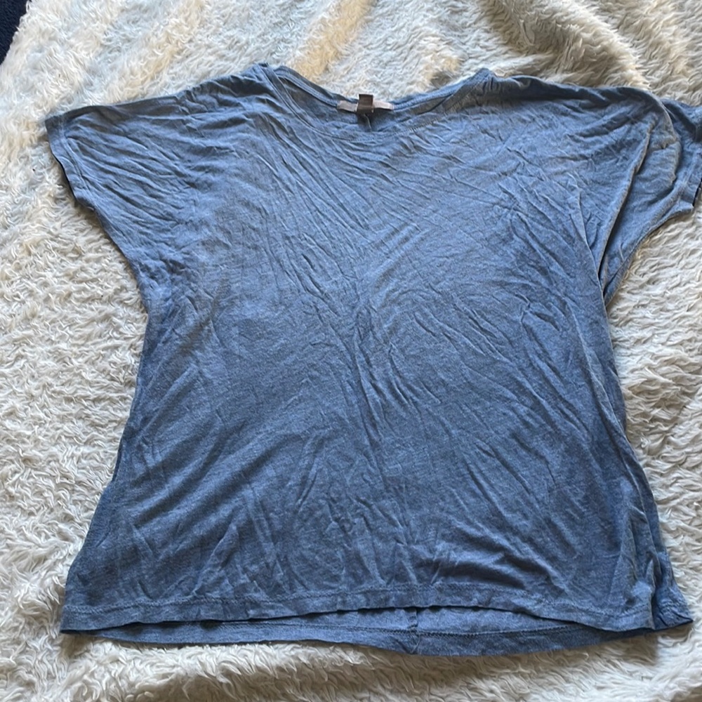 💗[3/$15]💗 Forever21 Light blue t shirt